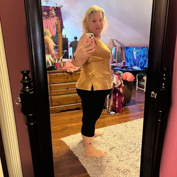 Apostrophe Metallic GOLD 18W Tank Top Formal - Picture 4 of 10